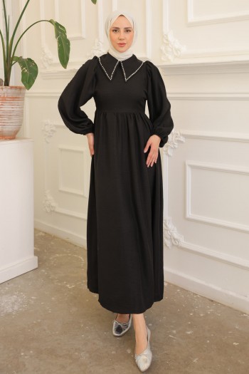 Siyah Kol Lastikli Yaka İncili Elbise